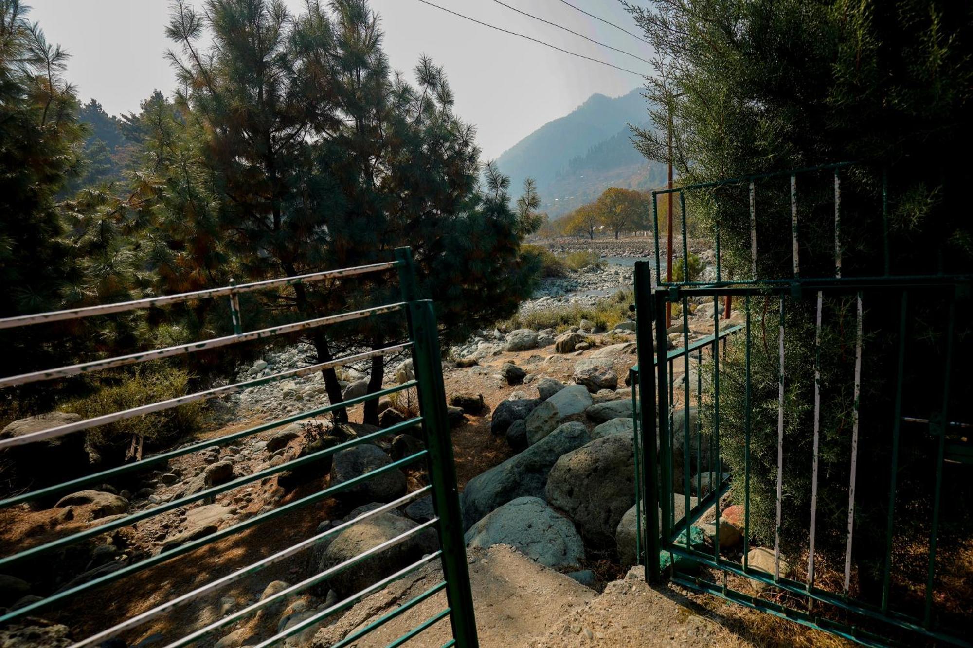 Walisons Peace Resort Pahalgām Buitenkant foto