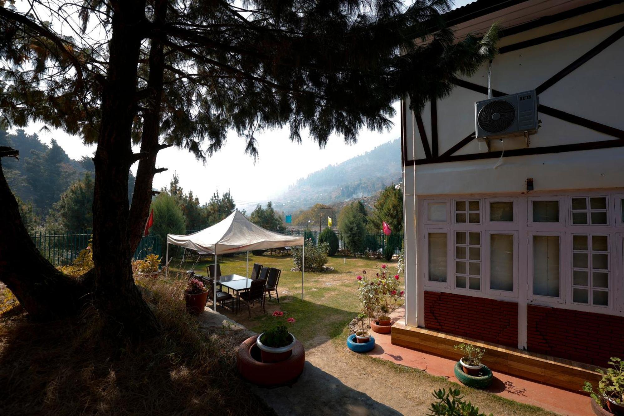 Walisons Peace Resort Pahalgām Buitenkant foto