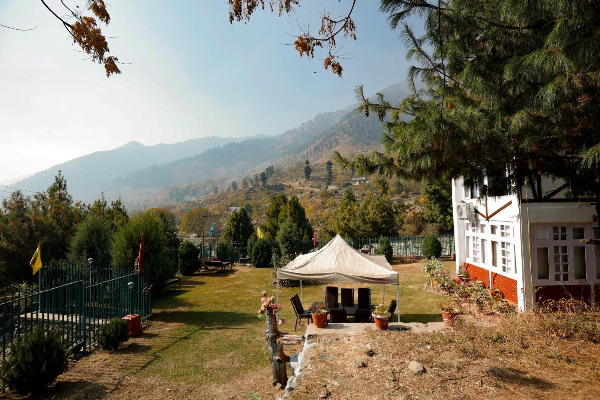 Walisons Peace Resort Pahalgām Buitenkant foto
